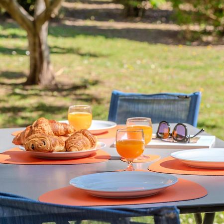 Les 15 Pins & La Mer -Your Green Getaway Near Sea & Beach 앙티브 외부 사진