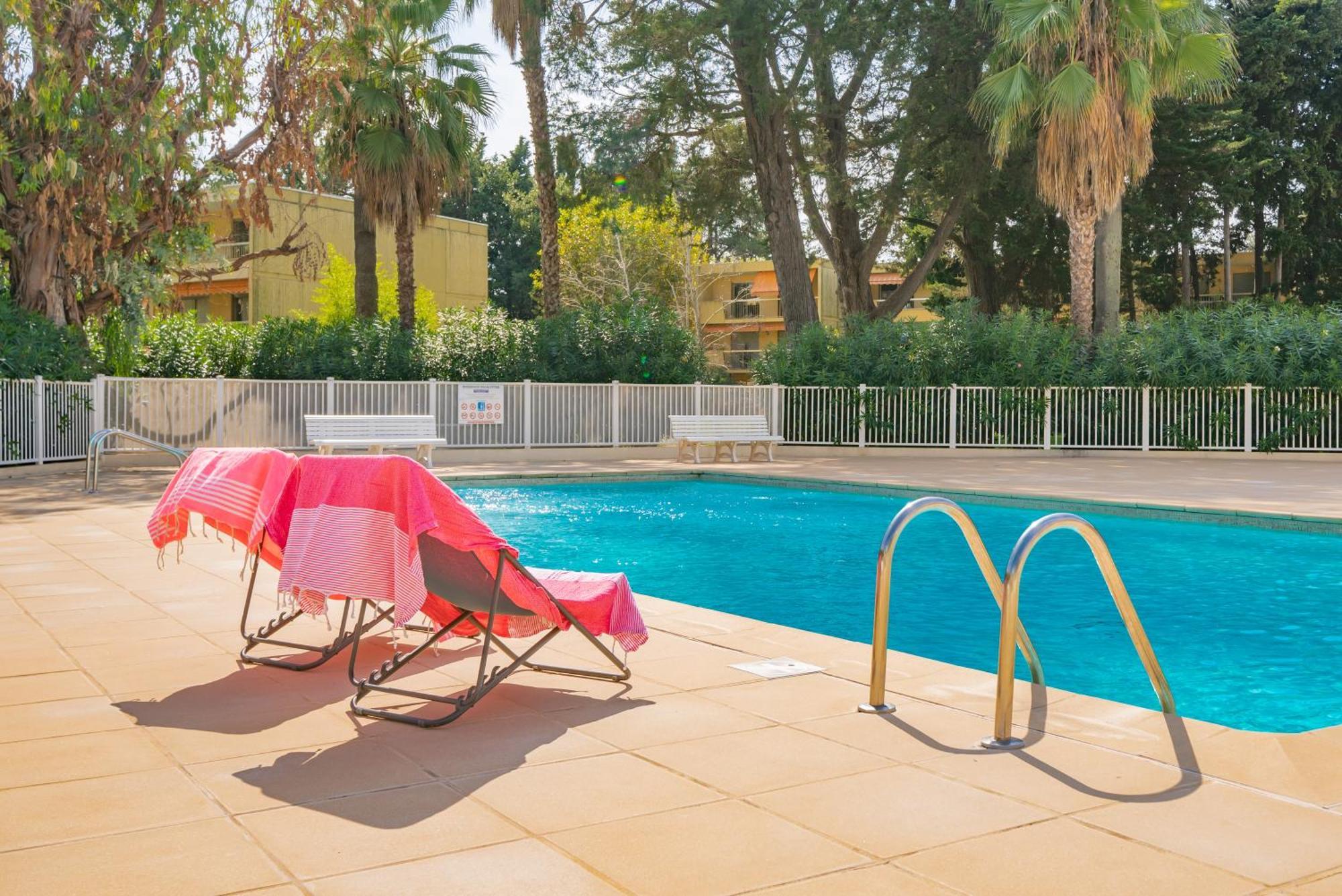Les 15 Pins & La Mer -Your Green Getaway Near Sea & Beach 앙티브 외부 사진