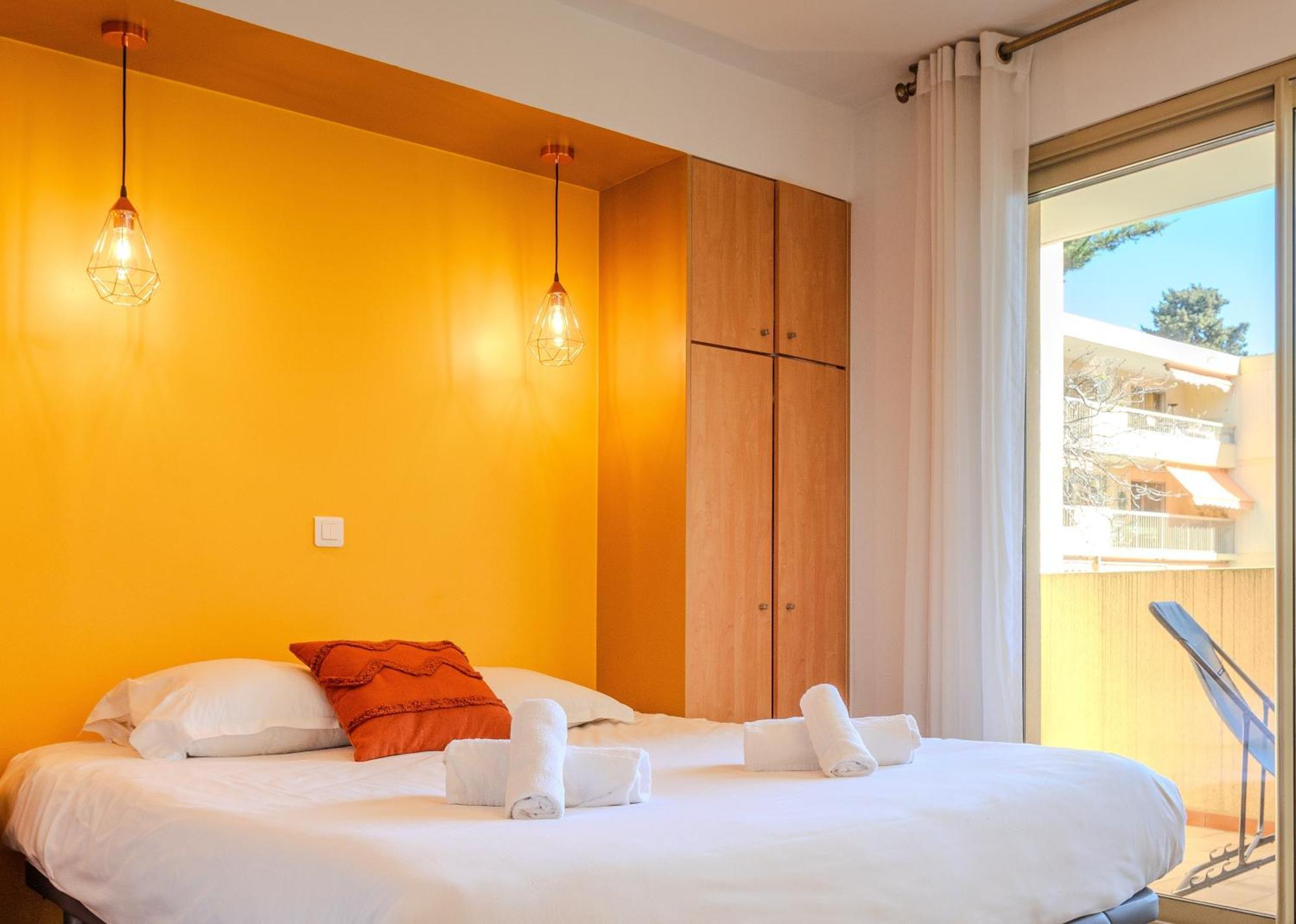 Les 15 Pins & La Mer -Your Green Getaway Near Sea & Beach 앙티브 외부 사진