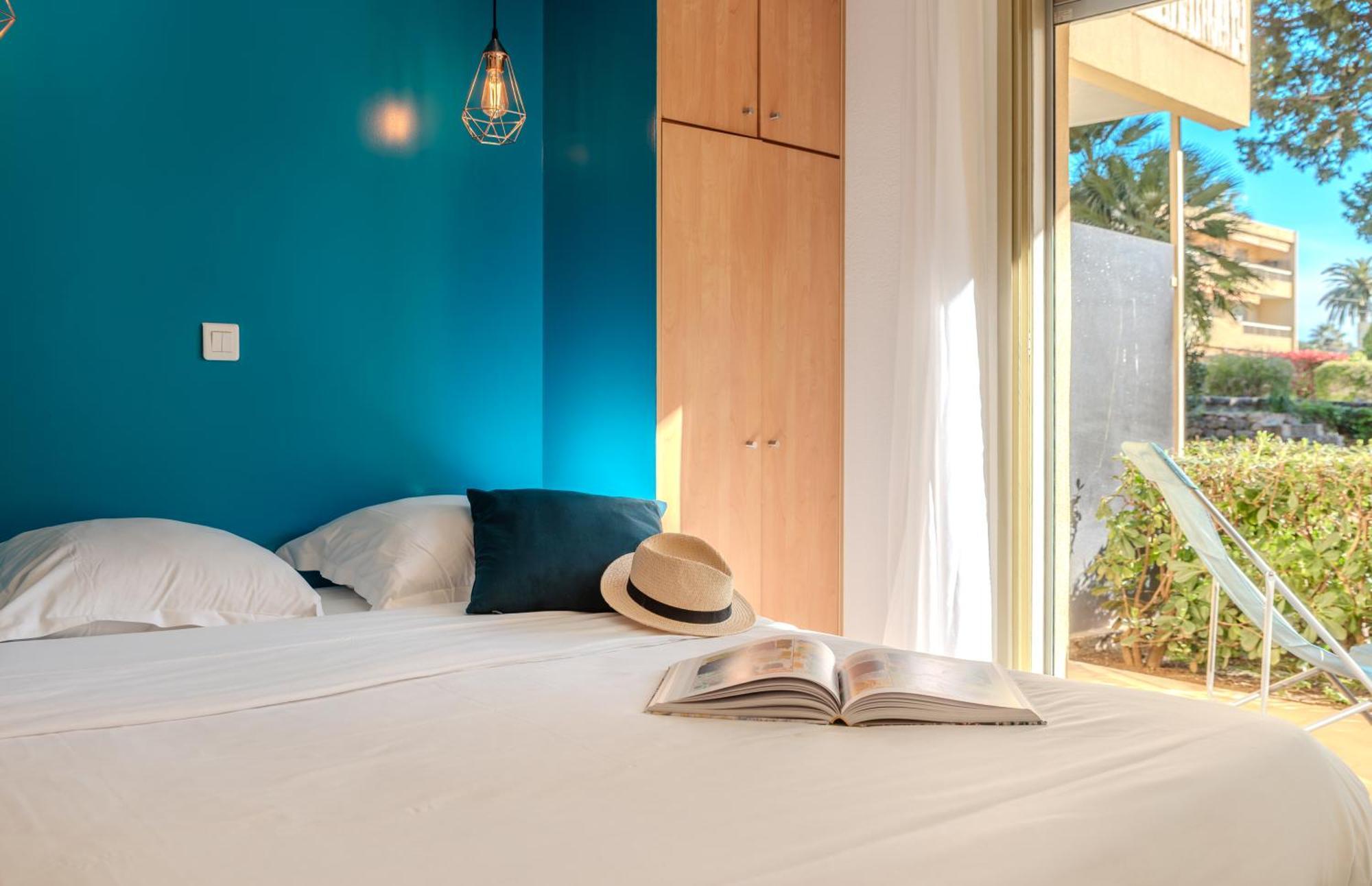 Les 15 Pins & La Mer -Your Green Getaway Near Sea & Beach 앙티브 외부 사진